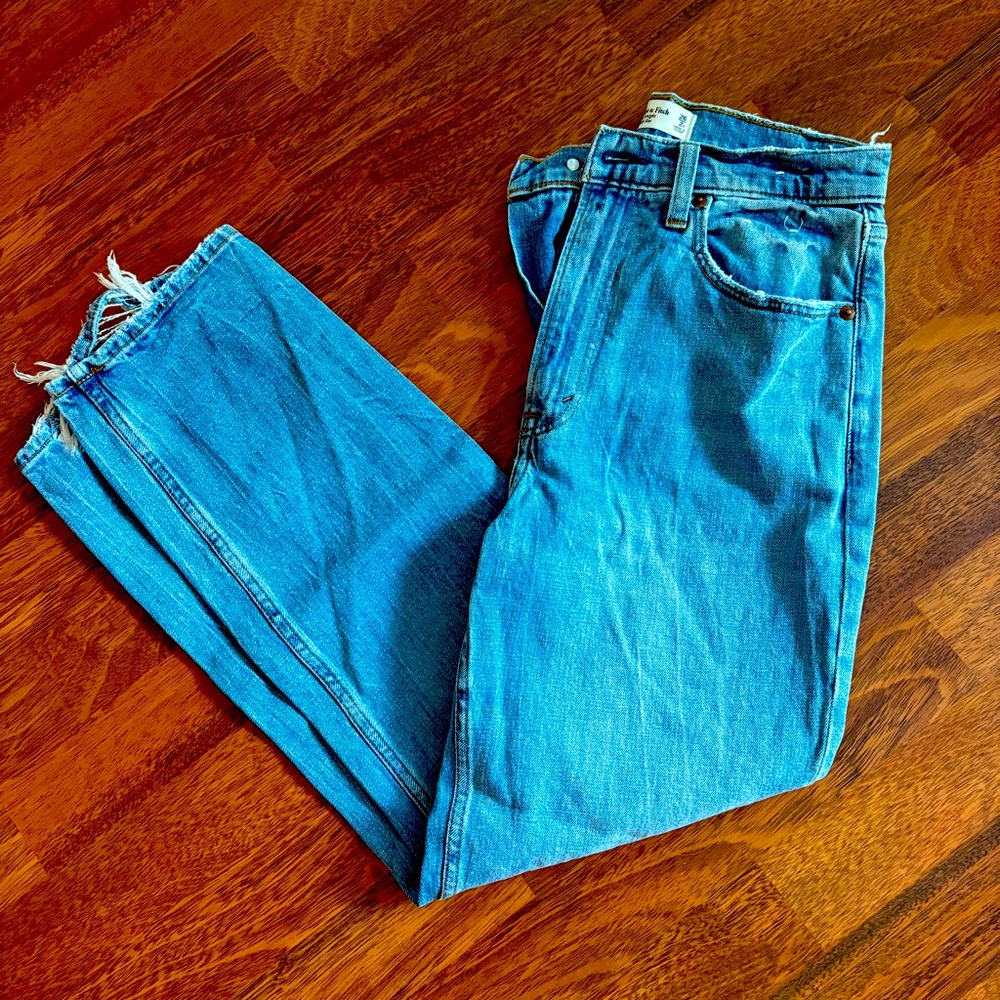 Abercrombie Ultra High Rise Ankle Straight Jeans